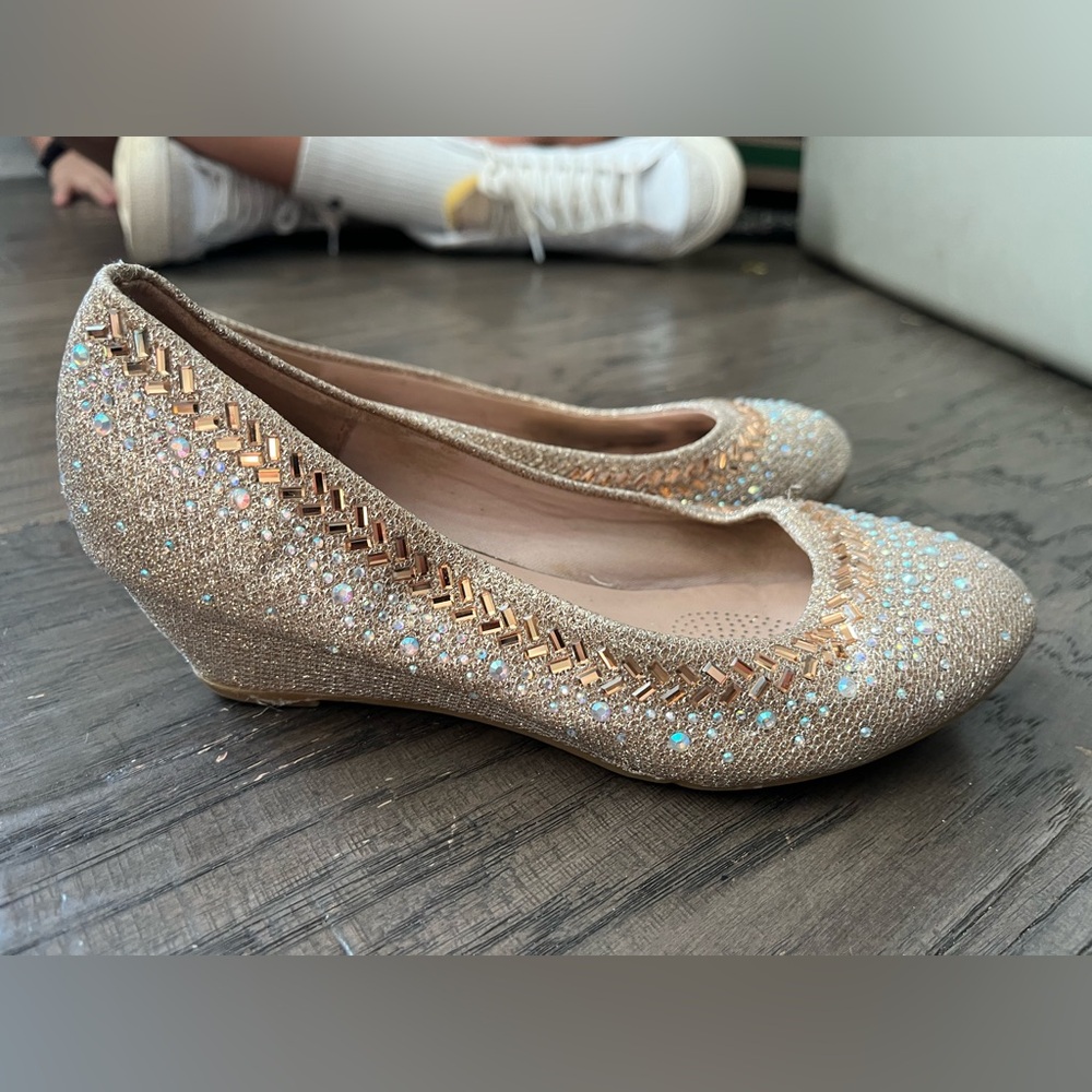 Girls’ Sparkle Gold Slip-On with Rhinestones - Picture 3 of 5